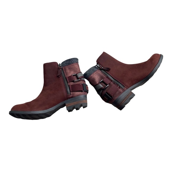 Sorel Boots sz 8 - Picture 3 of 6